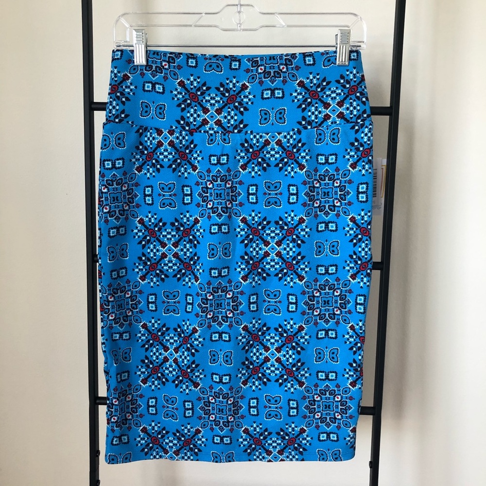 NWT Lularoe Small light blue Cassie pencil skirt